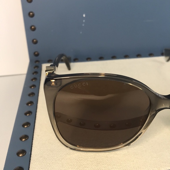 New - GUCCI GG1010s 002 double-G temples and a large coverage area for full pr… - Picture 5 of 16